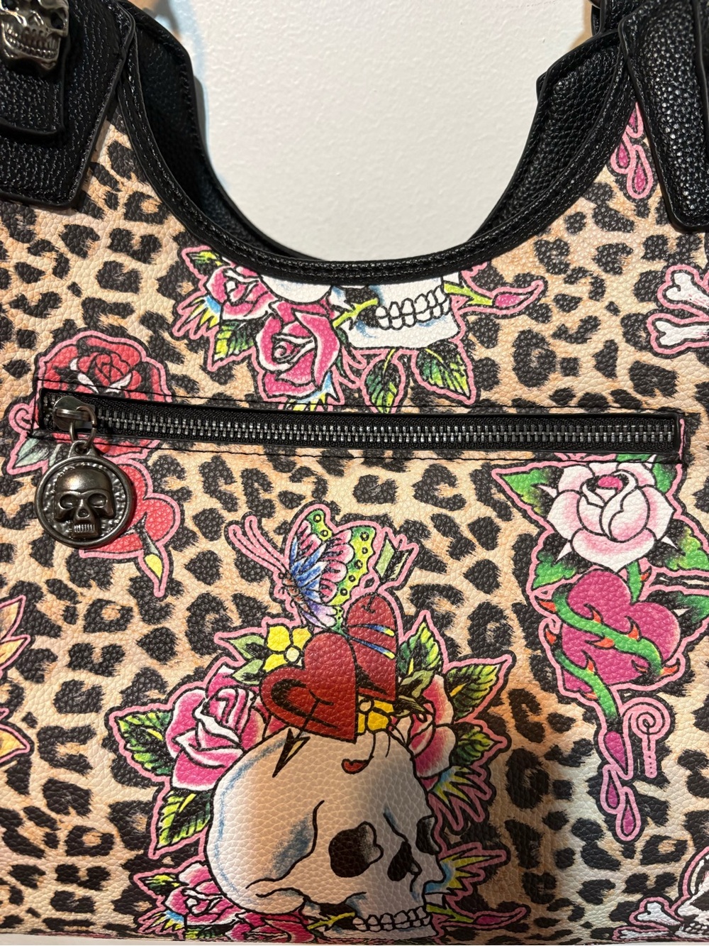 Ed Hardy NWOT “LOVE” Large Shoulder Bag Multicolor/Metal Skulls & Flowers. 17x12 - Picture 5 of 16